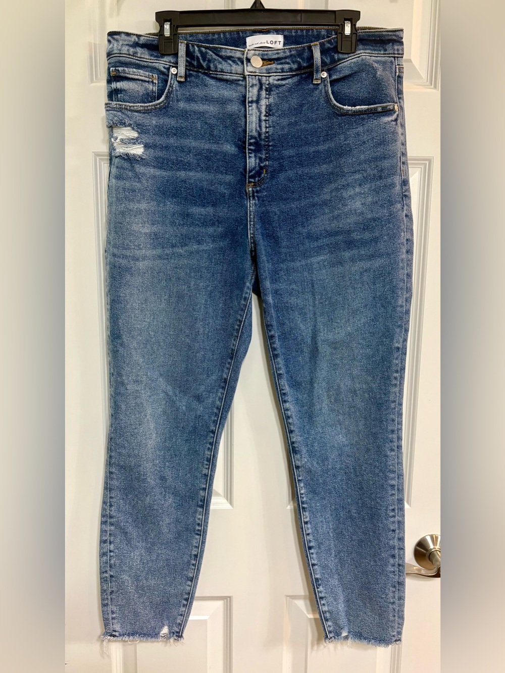 Ann Taylor LOFT Mid Wash Curvy High Waist Skinny Ankle 32/14